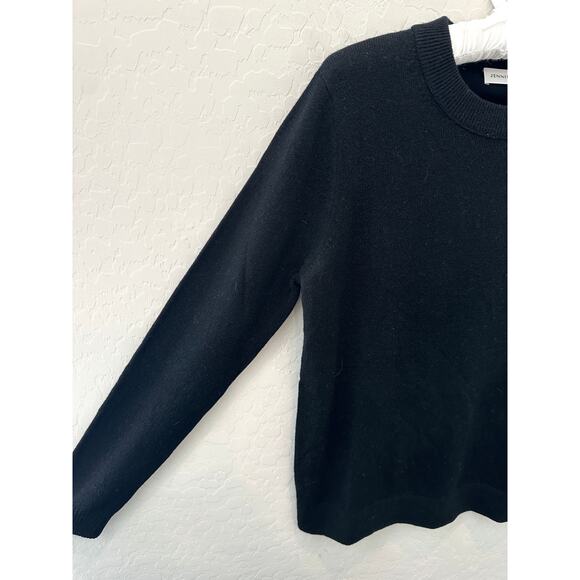 🆕 JENNIE LIU | Black 100% Cashmere Soft Minimalist Crewneck Sweater | Medium - Picture 3 of 7
